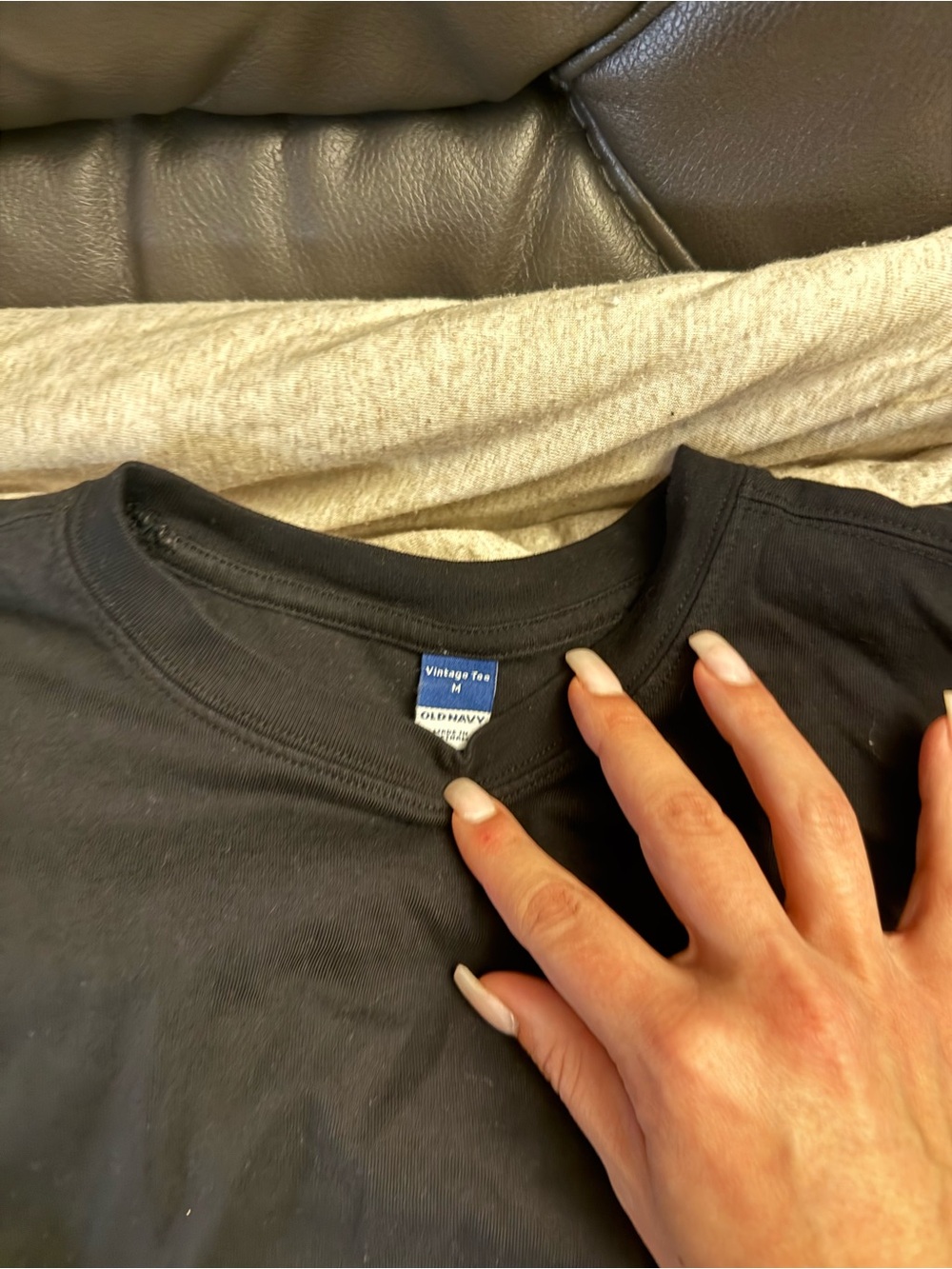 Old Navy Black Short Sleeve Crew Neck Tee